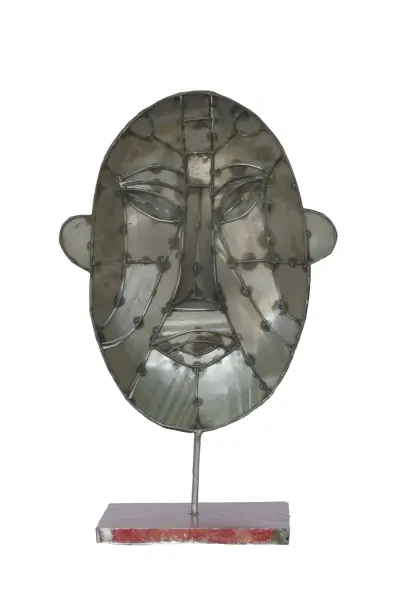 Product image 3 of the product “Small Mask on stand - Modell 1, 54cm height, sculpture from upcyceled oil barrel. ”